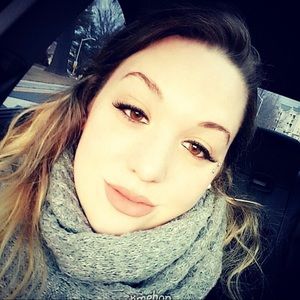 Meet your Posher, Tara